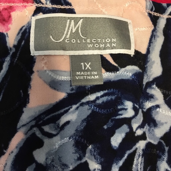 JM Collections floral tee - Picture 7 of 8